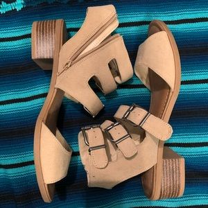 Tan Summer Sandals